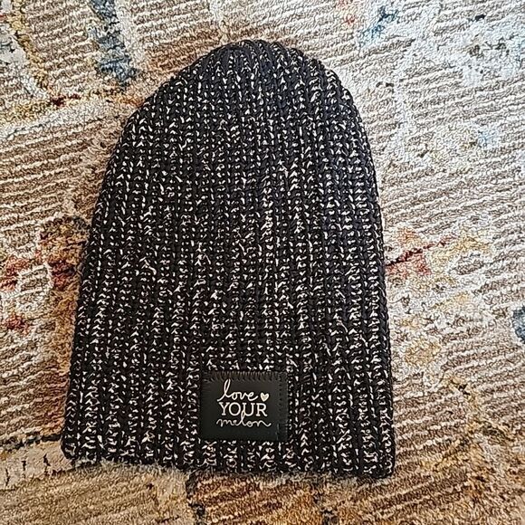 Love your melon beanie with black leather patch.  Black and metallic gold, like - Picture 1 of 3